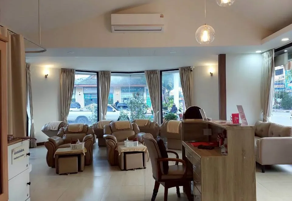 Relaxation lounge at Origins Health Massage